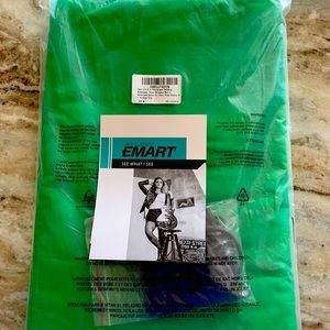 Green screen photo backdrop